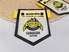 Нашивка силиконовая BRAVE MEN цв.желтый