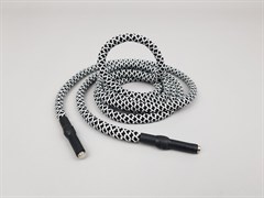 Шнурок круглый с прорезиненным наконечником, цв. бело-черный, 140см - фото 20801